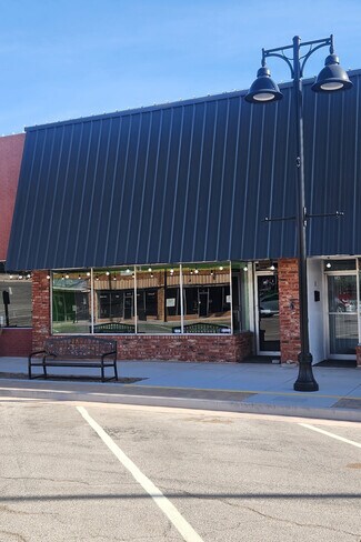 Plus de détails pour 218 W Main St, Purcell, OK - Local commercial à louer