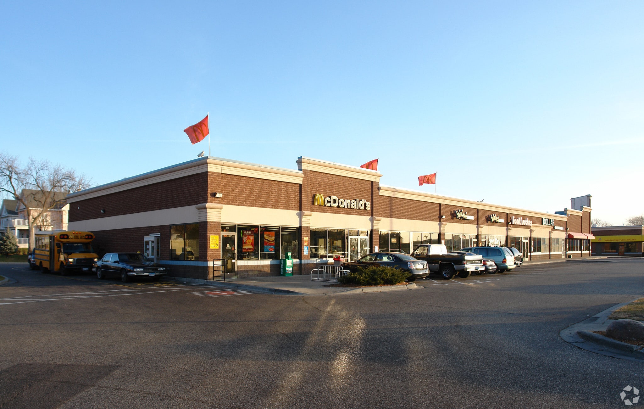 906-916 W Broadway Ave, Minneapolis, MN à vendre Photo principale– Image 1 sur 6