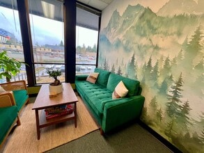 1 Lake Bellevue Dr, Bellevue, WA à louer Photo intérieure– Image 2 sur 4