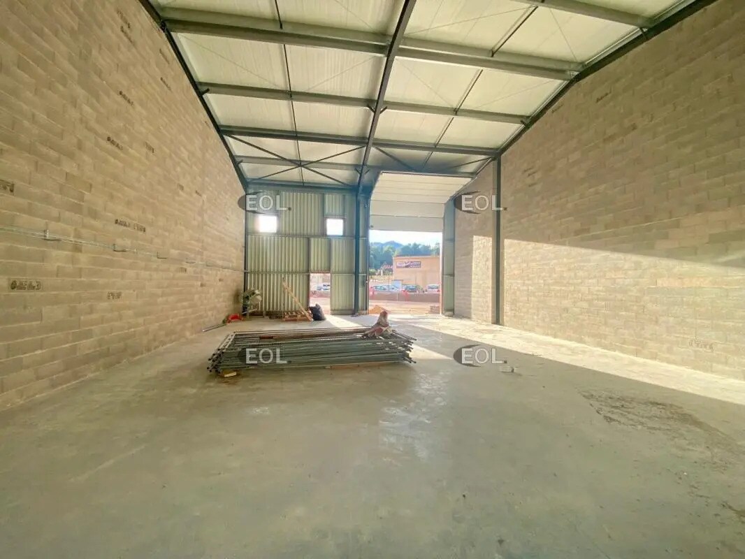 Local d'activités dans Peypin à vendre Photo de l’immeuble– Image 1 sur 3