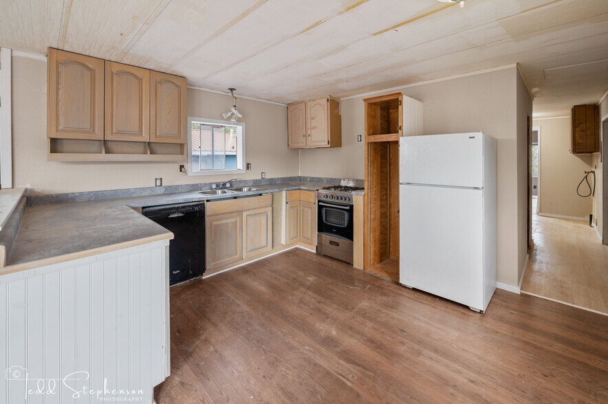 810 NW Cedar Ave, Cedaredge, CO à vendre - Photo de l’immeuble – Image 3 sur 30