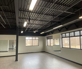 6885 W 151st St, Overland Park, KS à louer Photo intérieure– Image 2 sur 2