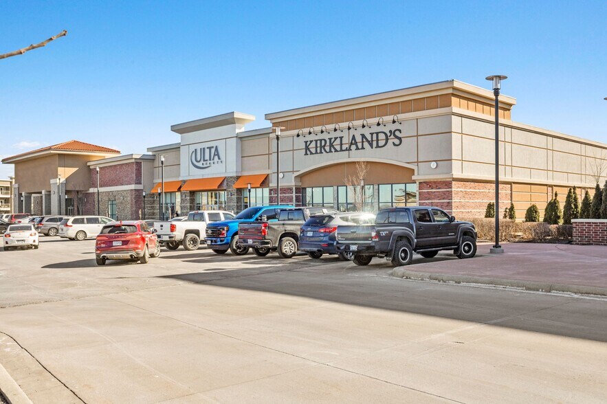 6403 W 135th St, Overland Park, KS à louer - Photo de l’immeuble – Image 2 sur 7