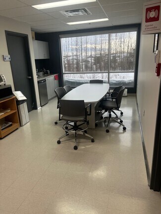 Plus de détails pour 2110-2130 De La Chute-Du-Diable Rue, Chicoutimi, QC - Bureau à louer
