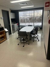 2110-2130 De La Chute-Du-Diable Rue, Chicoutimi, QC à louer Photo intérieure– Image 1 sur 6