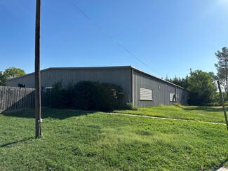 Plus de détails pour 108 N East St, Malcolm, NE - Industriel/Logistique à louer