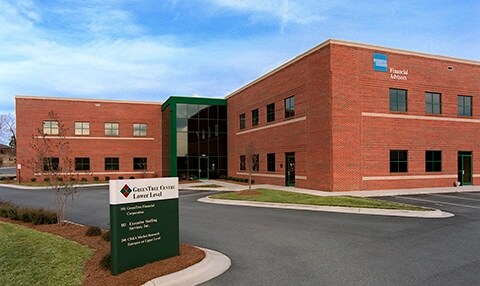 1400 Westgate Center Dr, Winston-Salem, NC à louer - Photo de l’immeuble – Image 1 sur 11