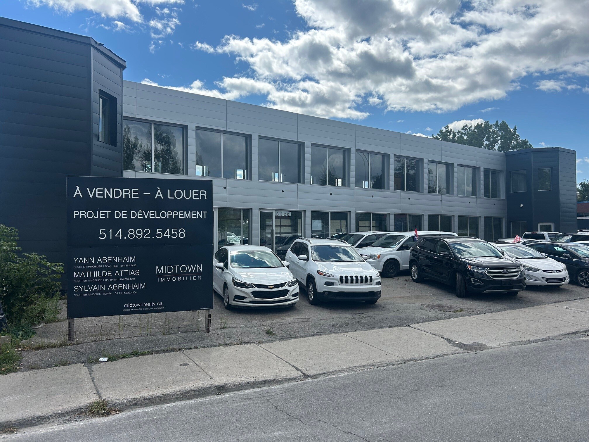 6320 Rue Saint-Jacques, Montréal, QC à vendre Photo principale– Image 1 sur 9