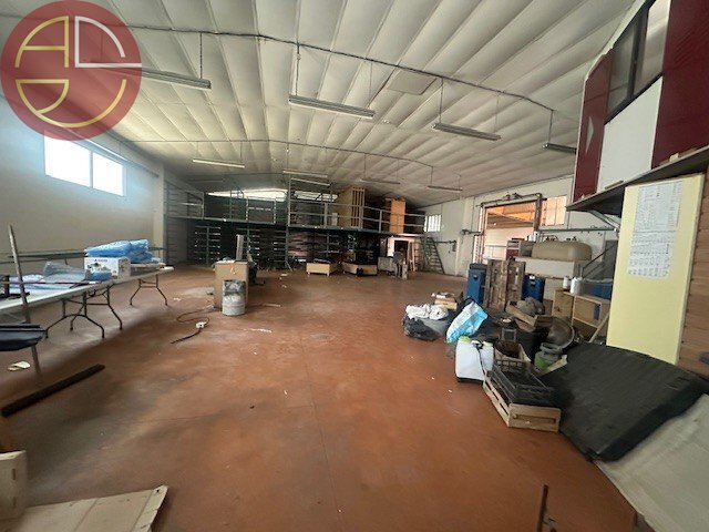 Plus de détails pour Industriel/Logistique à vendre