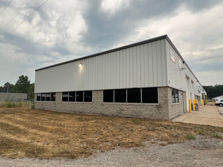 12259-12315 Cleveland St, Nunica, MI à louer - Photo de l’immeuble – Image 3 sur 20