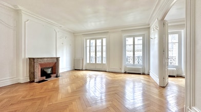 Rue Des Pyramides, Paris à louer Photo intérieure– Image 1 sur 5