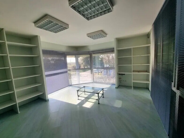 Local d’activités dans DOLUS-D'OLERON à louer - Photo intérieure – Image 3 sur 6