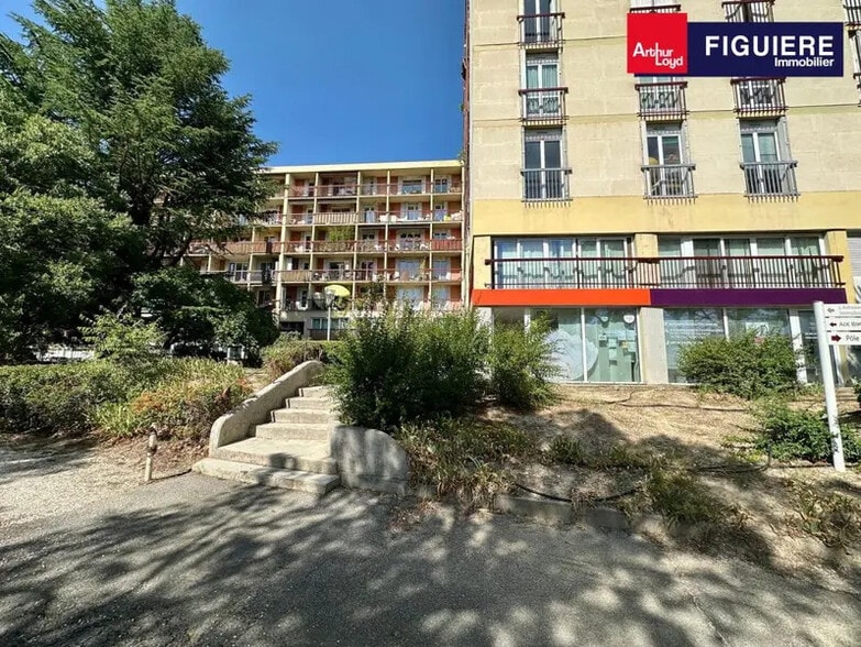 Bureau dans Aix-en-Provence à louer - Photo de l’immeuble – Image 2 sur 8