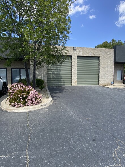 42274 Rio Nedo, Temecula, CA à louer - Photo de l’immeuble – Image 3 sur 19