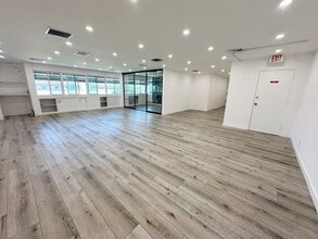 291 S La Cienega Blvd, Beverly Hills, CA à louer Photo intérieure– Image 1 sur 3