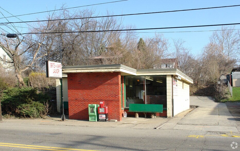 335 Pittsburgh St, Springdale, PA à vendre - Photo principale – Image 1 sur 2