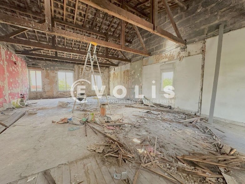17 Avenue Charles De Gaulle, Bordeaux à louer - Photo de l’immeuble – Image 1 sur 5