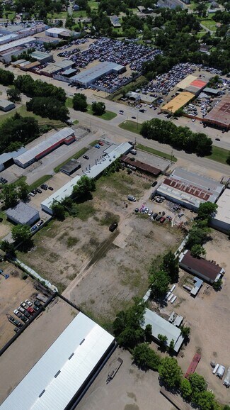 Plus de détails pour 6310 N Shepherd Dr, Houston, TX - Spécialisé à vendre