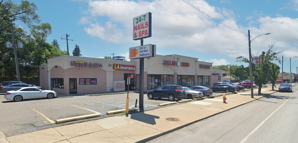 17500-17520 Livernois Ave, Detroit, MI à louer - Photo de l’immeuble – Image 2 sur 4