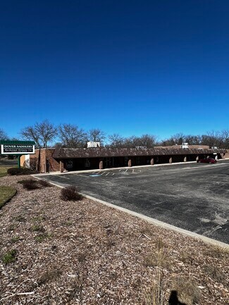 Plus de détails pour 300 Peterson Rd, Libertyville, IL - Industriel/Logistique à louer