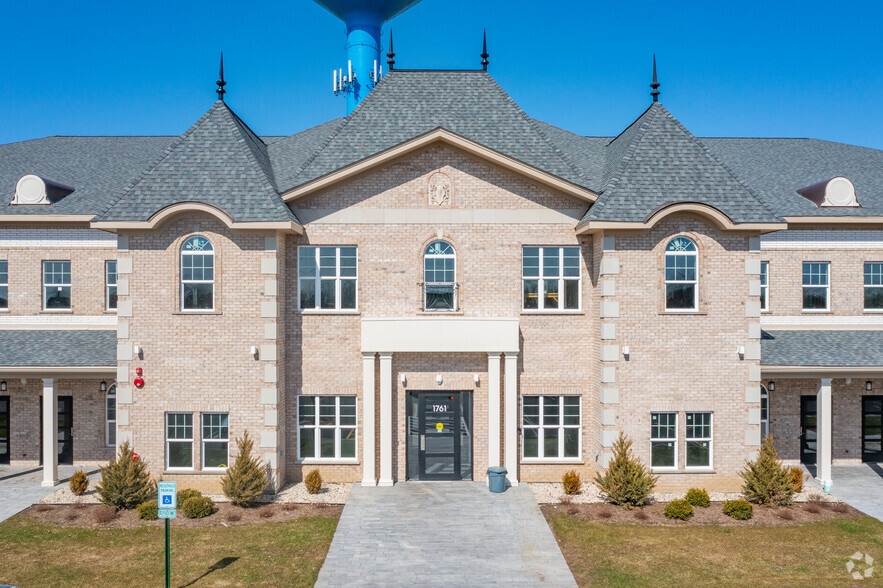 1741-1761 N Dilleys Rd, Gurnee, IL à louer - Photo de l’immeuble – Image 3 sur 14