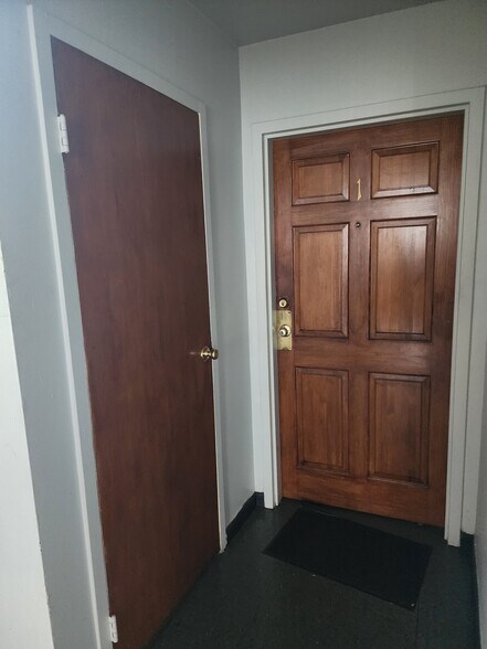 18333 Schoolcraft, Detroit, MI à vendre - Photo de l’immeuble – Image 2 sur 23