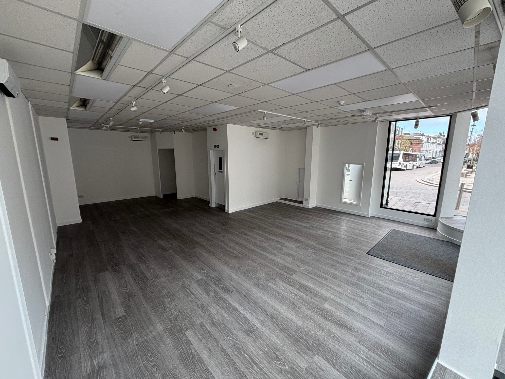 197 High St, Dumfries à louer Photo intérieure– Image 1 sur 3