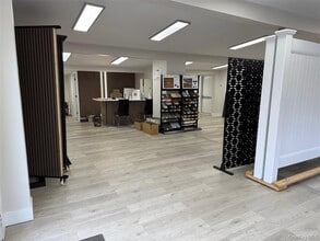 6316-6318 Jericho Tpke, Commack, NY à louer Photo intérieure– Image 2 sur 5