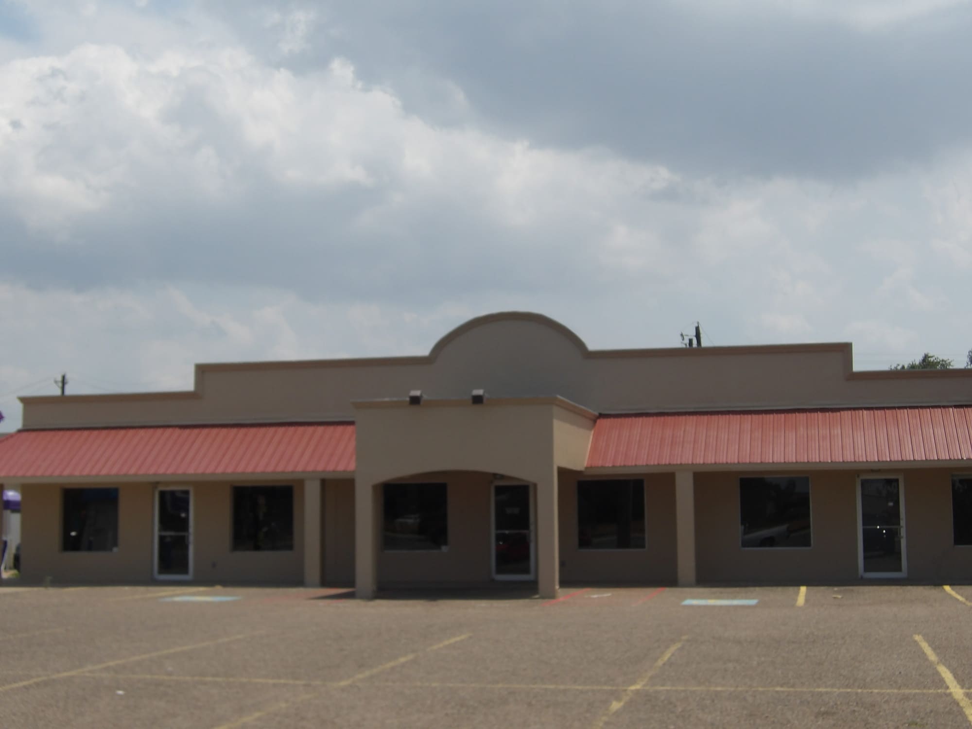 503 W Business 83, Donna, TX à louer Photo de l’immeuble– Image 1 sur 9