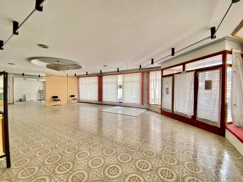 Local commercial dans Aspe à vendre - Photo de l’immeuble – Image 3 sur 21