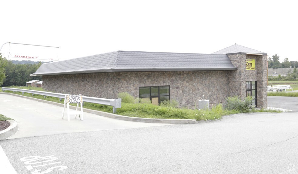 2185 Hulton Rd, Verona, PA à vendre - Photo de l’immeuble – Image 3 sur 4