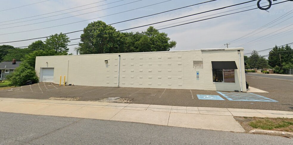 701 N Main St, Glassboro, NJ à louer - Photo de l’immeuble – Image 2 sur 6