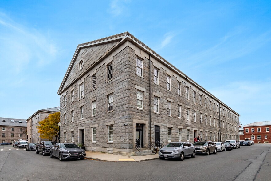 33 Third Ave, Charlestown, MA à vendre - Photo de l’immeuble – Image 2 sur 12