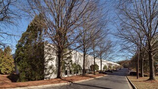 Plus de détails pour 2850 Barrett Lakes Blvd, Kennesaw, GA - Industriel/Logistique à louer