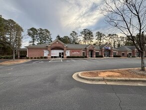 700 US 1 Hwy, Youngsville, NC à vendre Photo intérieure– Image 1 sur 13