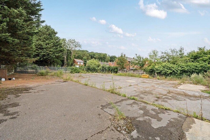 107 Corran Way, South Ockendon à vendre - Photo de l’immeuble – Image 3 sur 40