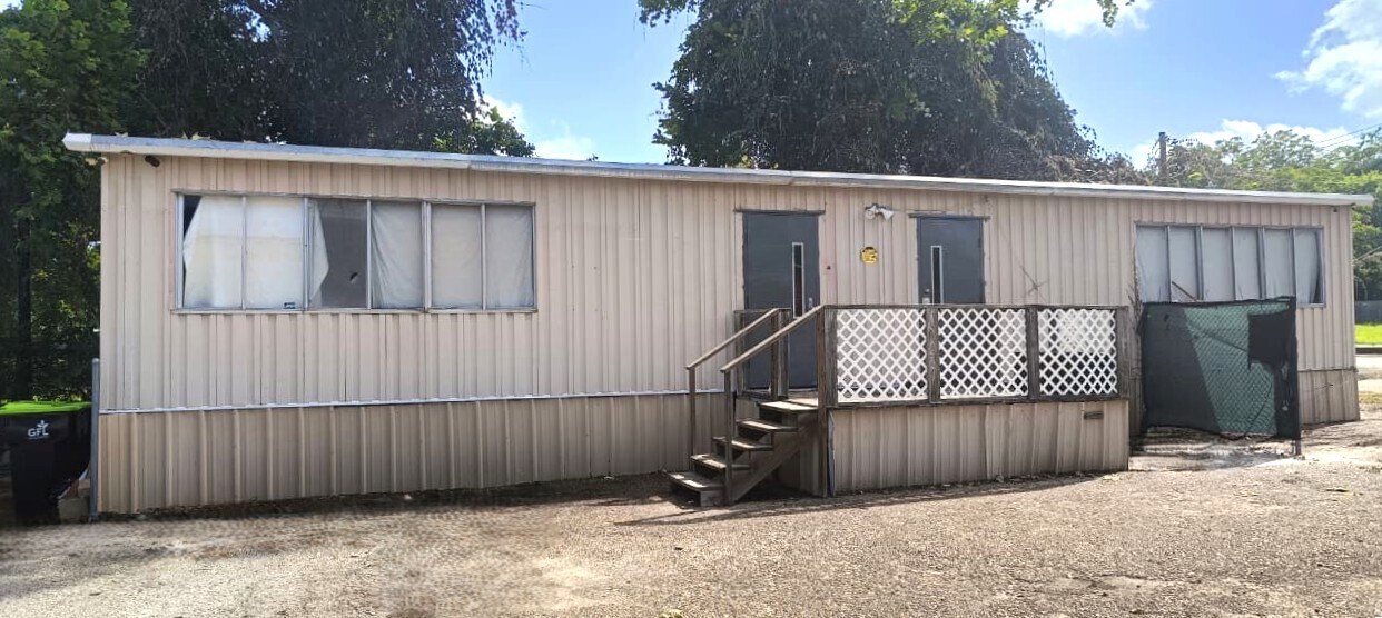 605 N Richmond Rd, Wharton, TX à louer Photo principale– Image 1 sur 13