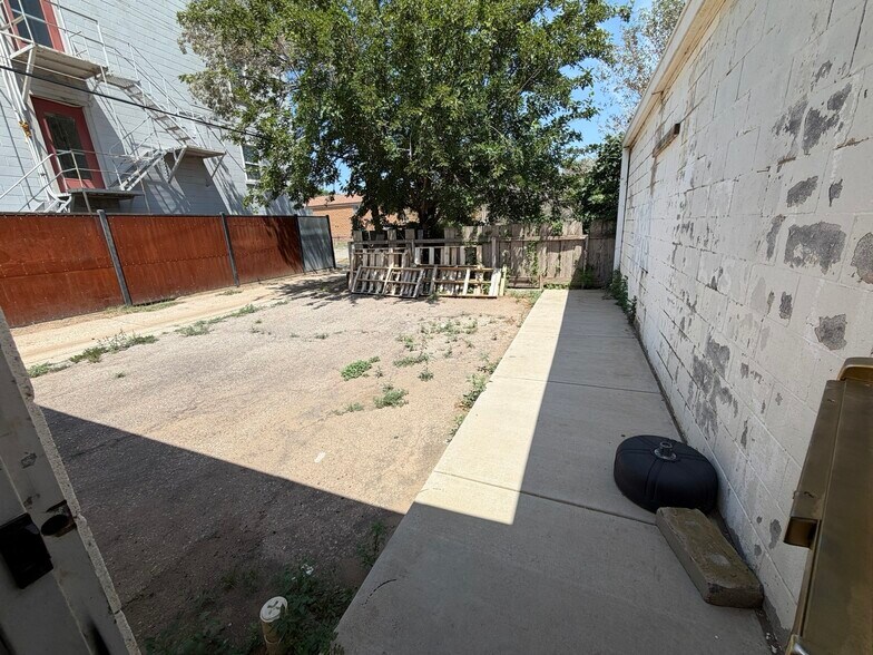 1626 17th St, Lubbock, TX à louer - Photo de l’immeuble – Image 2 sur 16