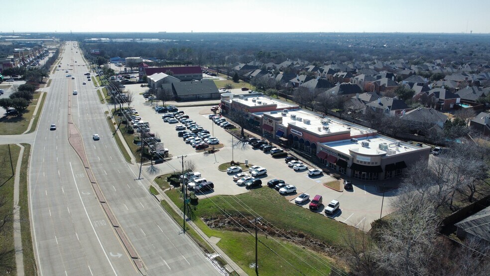 6204 S Cooper St, Arlington, TX à louer - Photo de l’immeuble – Image 2 sur 4