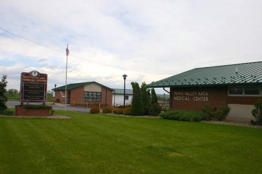 4570 Penns Valley Rd, Spring Mills, PA à vendre - Photo principale – Image 1 sur 42