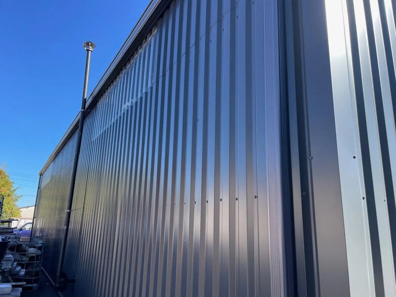 Industriel/Logistique dans La Teste-de-Buch à vendre - Photo de l’immeuble – Image 1 sur 3