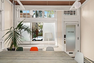 231 Summit Ave E, Seattle, WA à louer Photo intérieure– Image 1 sur 3