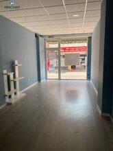 Local commercial dans Alcalá de Henares, Madrid à louer Photo intérieure– Image 1 sur 4