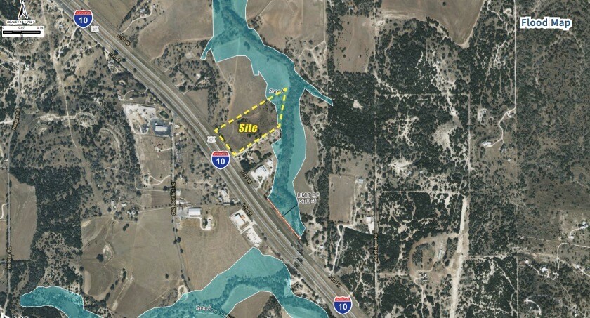 TBD Interstate 10, Comfort, TX à vendre - Photo principale – Image 2 sur 2