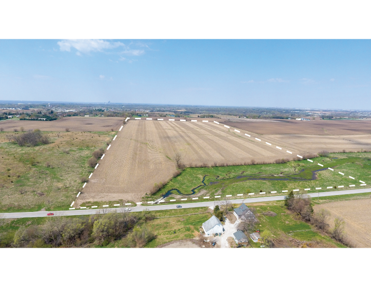 NE 70th, Pleasant Hill, IA à vendre - Photo de l’immeuble – Image 3 sur 3