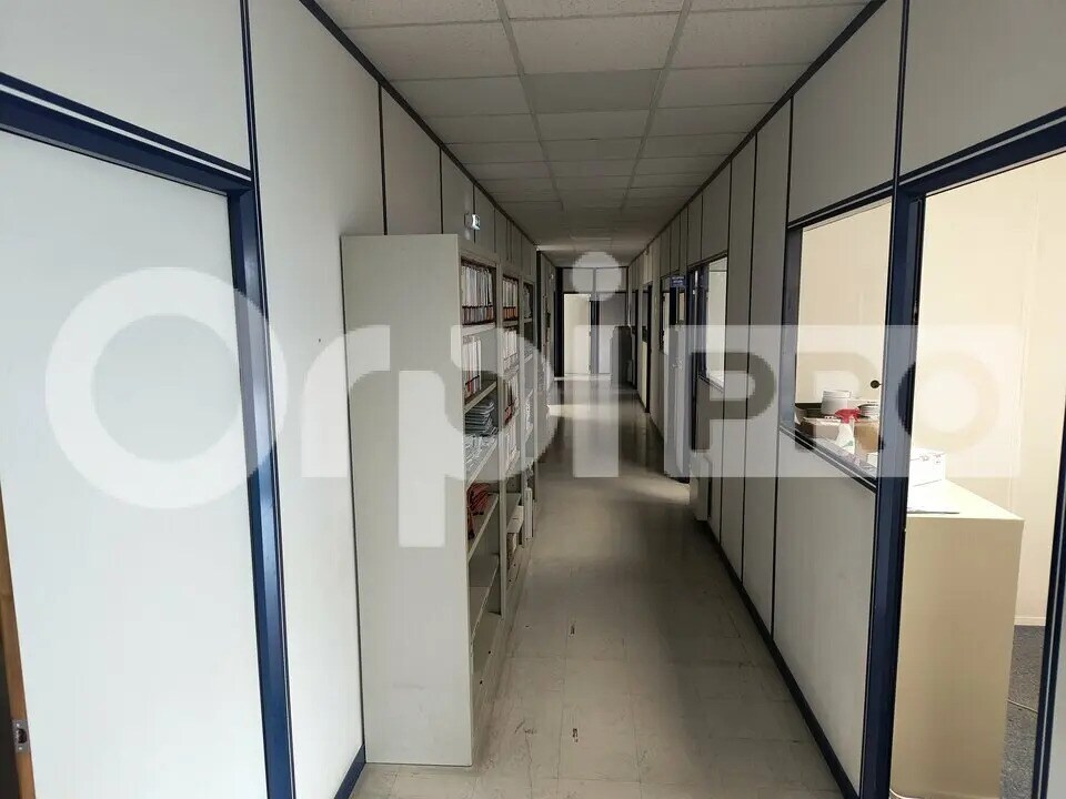 Bureau dans Reims à louer Photo de l’immeuble– Image 1 sur 5