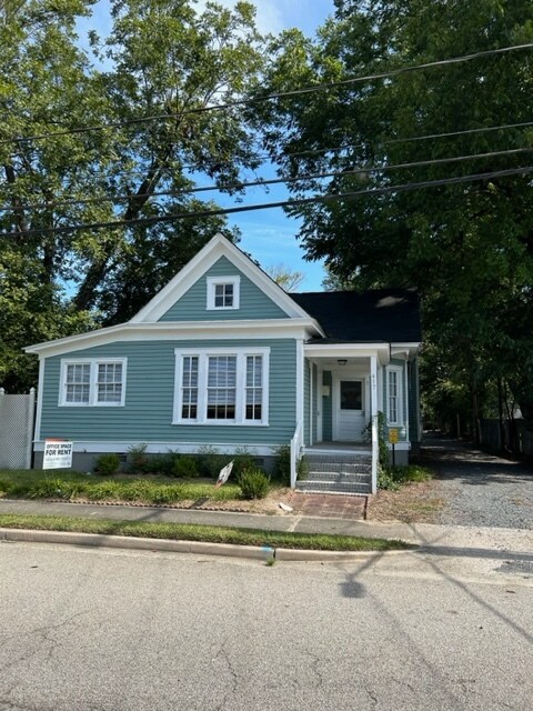 417 E Black St, Rock Hill, SC à louer Photo principale– Image 1 sur 20