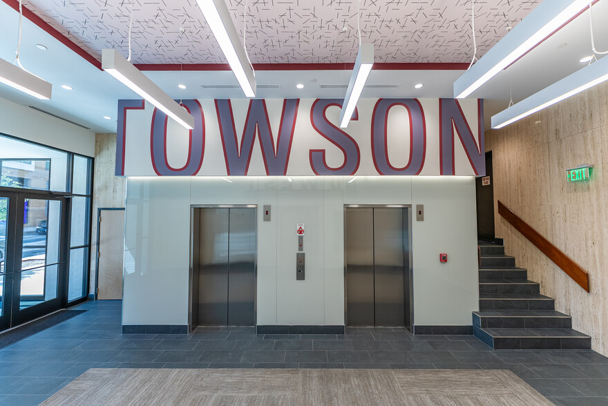 40 W Chesapeake Ave, Towson, MD à louer - Photo de l’immeuble – Image 3 sur 7