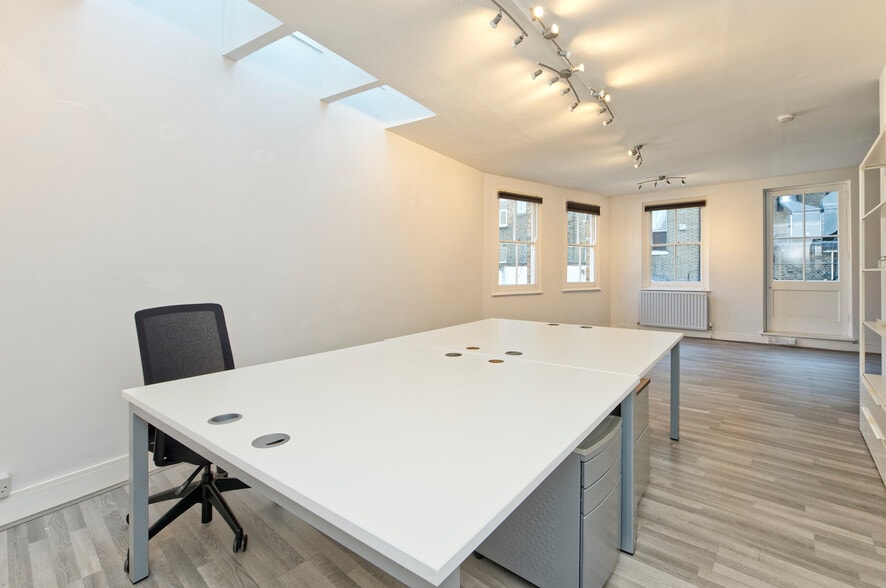 136-136B Lancaster Rd, Londres à louer - Photo intérieure – Image 3 sur 6