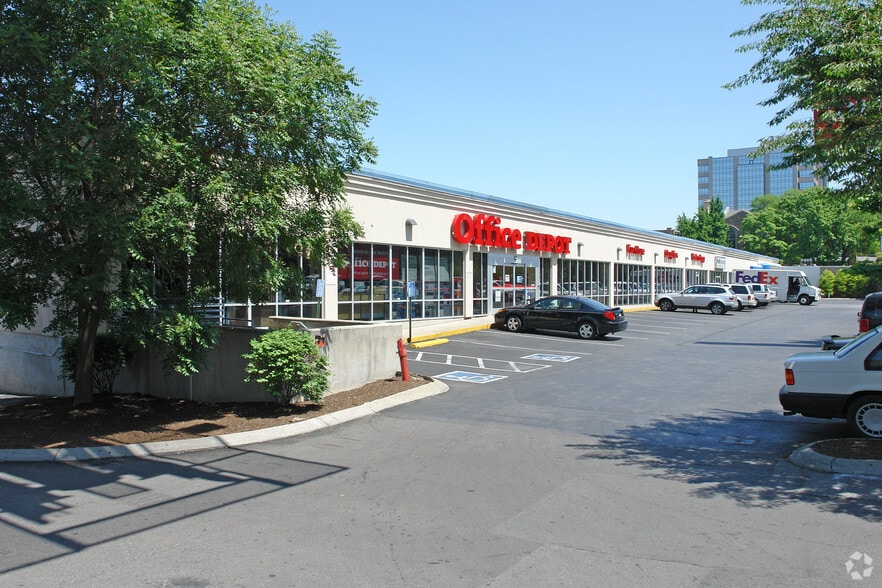 2304 West End Ave, Nashville, TN à louer - Photo principale – Image 1 sur 2